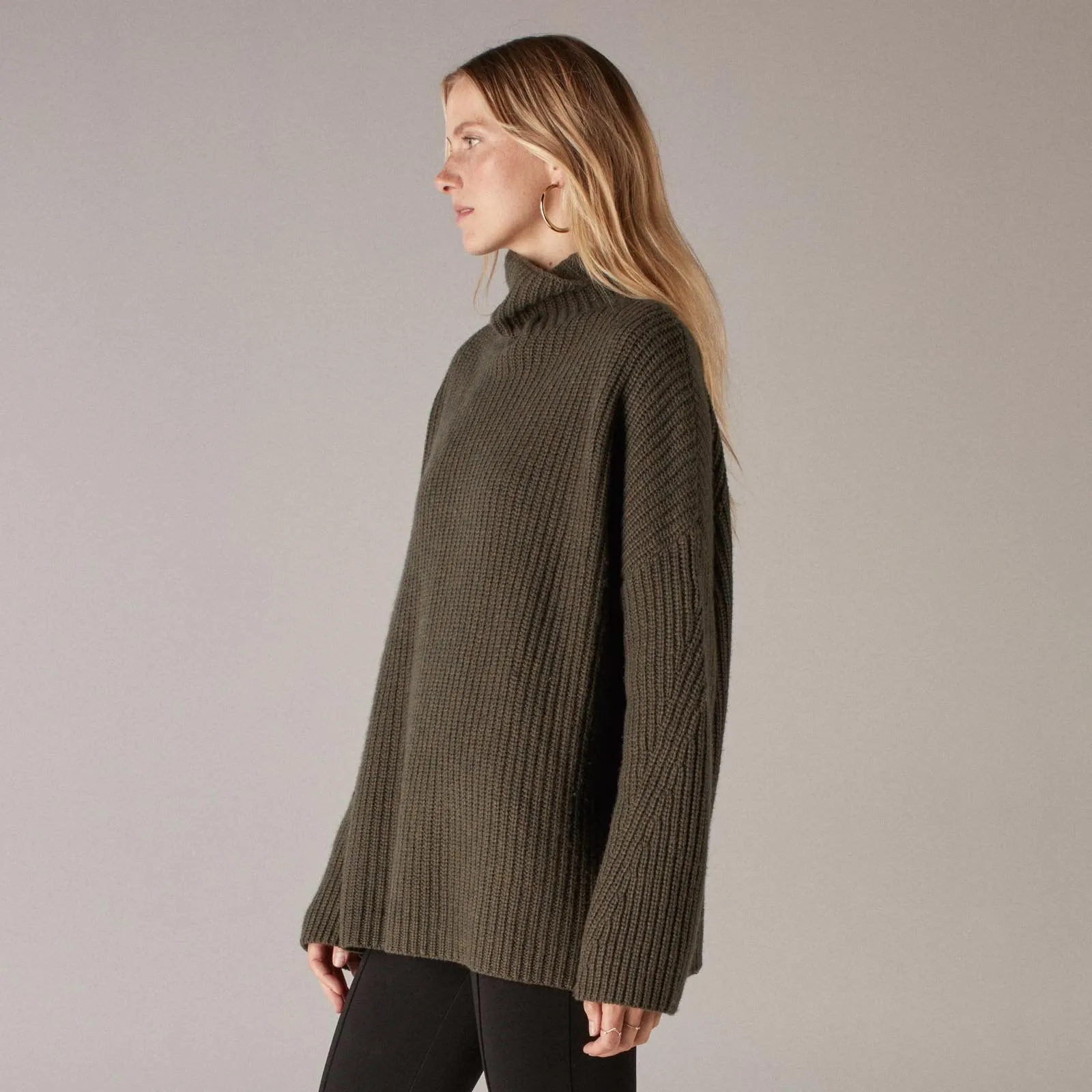 Wool Cashmere Oversized Ribbed Turtleneck