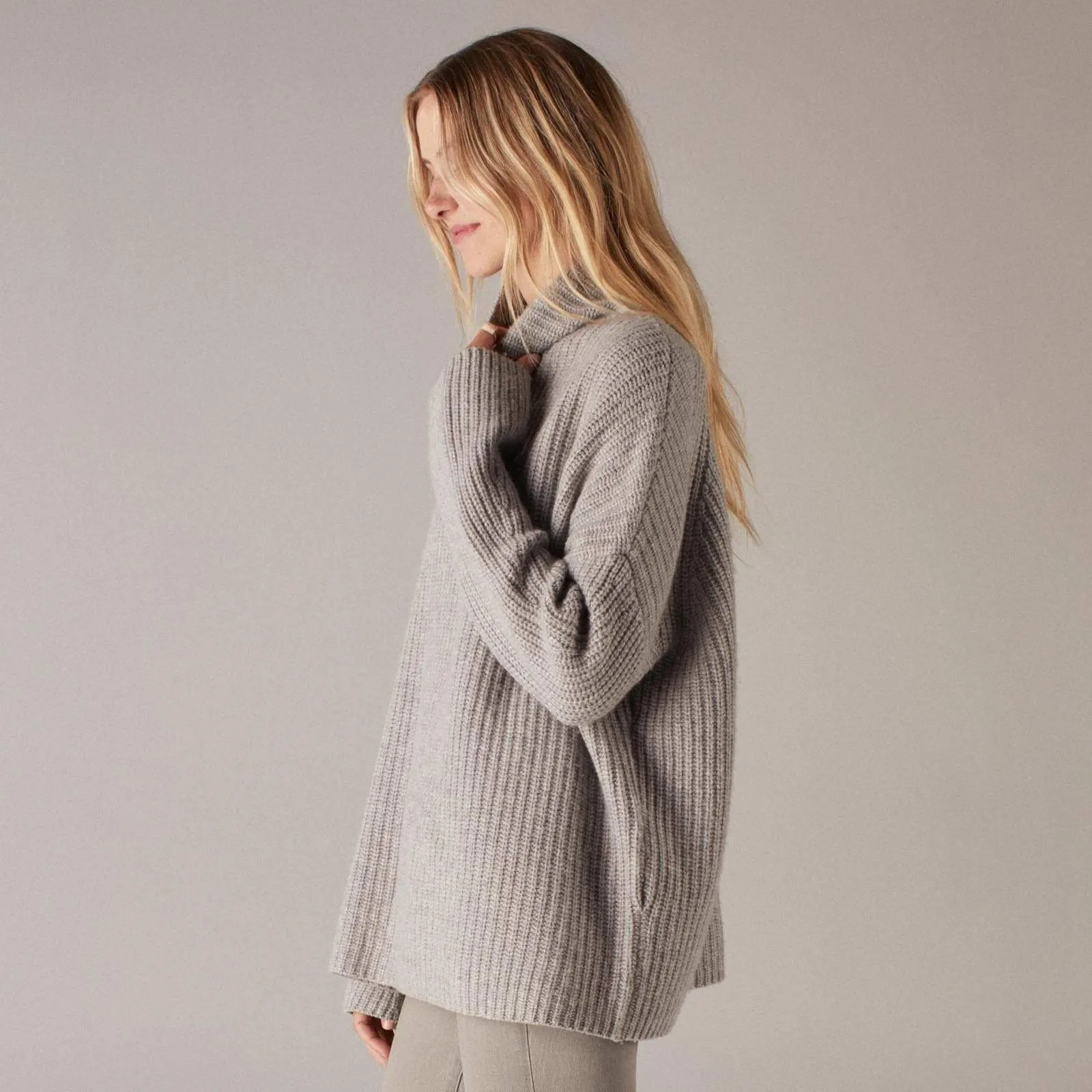 Wool Cashmere Oversized Ribbed Turtleneck